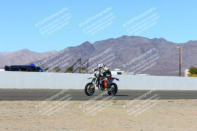 media/Jan-09-2022-SoCal Trackdays (Sun) [[2b1fec8404]]/Front Straight Speed Shots (1pm)/